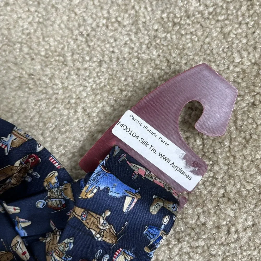 NWT Airplane Tie 100% Silk World‎ War II Navy Museum Artifacts Tie